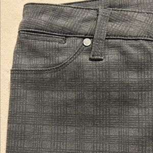 Max Jeans Jeggins Charcoal Plaid Skinny Women’s Jeans